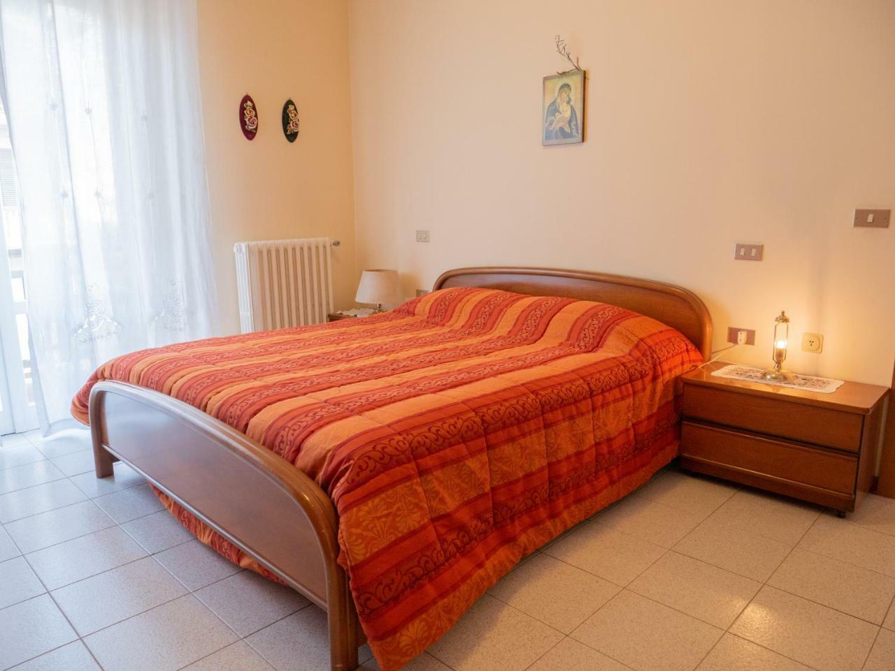 포르토 산텔피디오 Casavacanze Santacroce 아파트 외부 사진